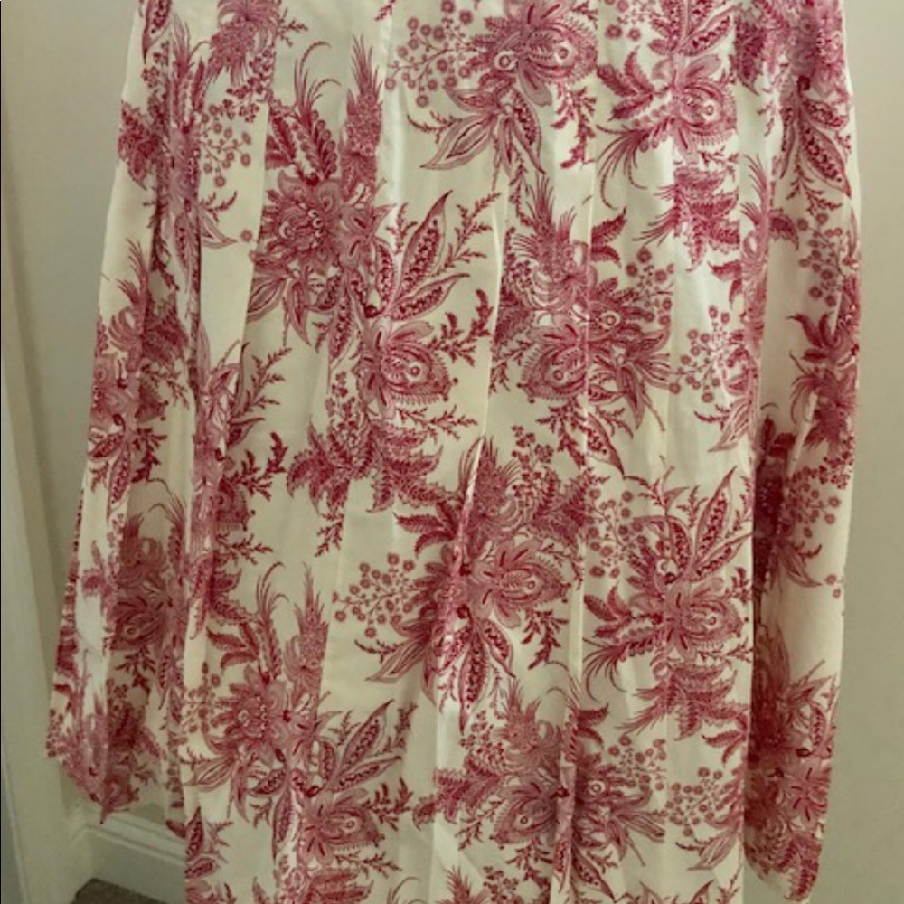 Pleated floral skirt